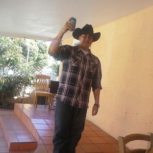 Meet your Posher, Joseph